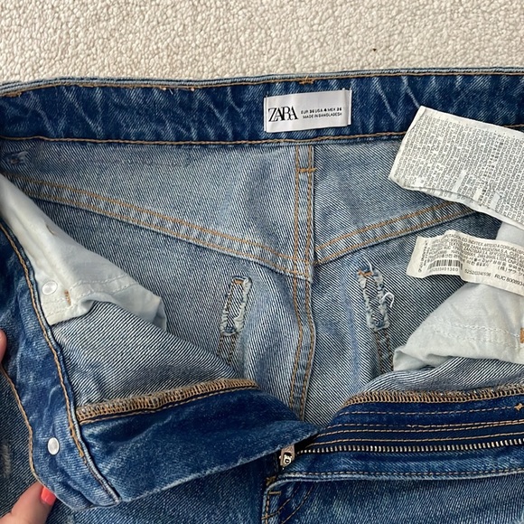 Zara mom fit jeans size 4 - Picture 4 of 6